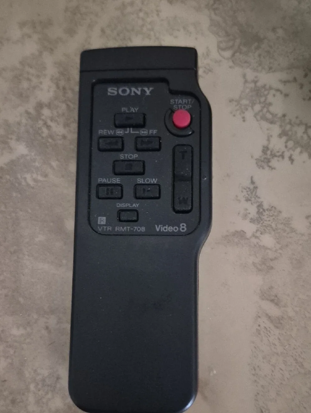 Sony CCD-TRV67 Handycam Camcorder (Hi8 and Video8) W/Leather Travel Bag